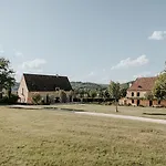 בית נופש Le Bois De Selves - Maison Authentique Avec Vue Exceptionnelle Vézac