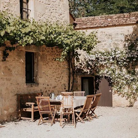 別荘 Le Bois De Selves - Maison Authentique Avec Vue Exceptionnelle ヴェザック