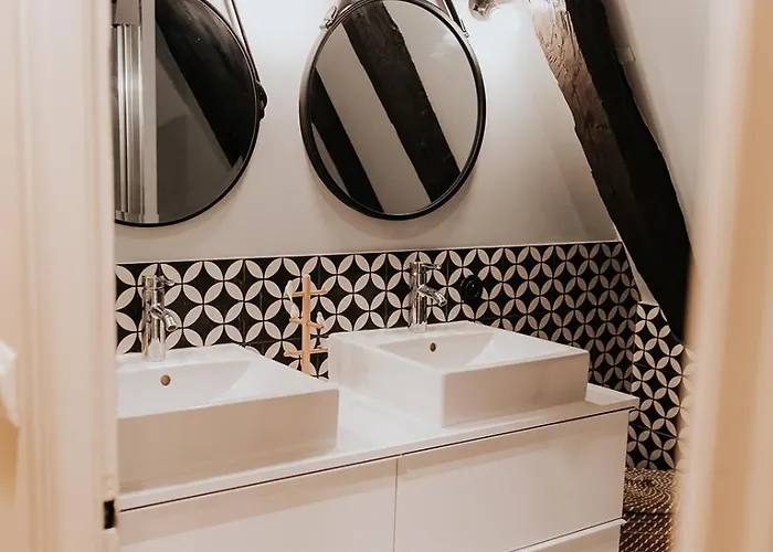 Feriehus Le Bois De Selves - Maison Authentique Avec Vue Exceptionnelle