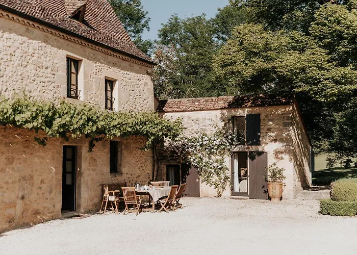 Feriehus Le Bois De Selves - Maison Authentique Avec Vue Exceptionnelle Vézac