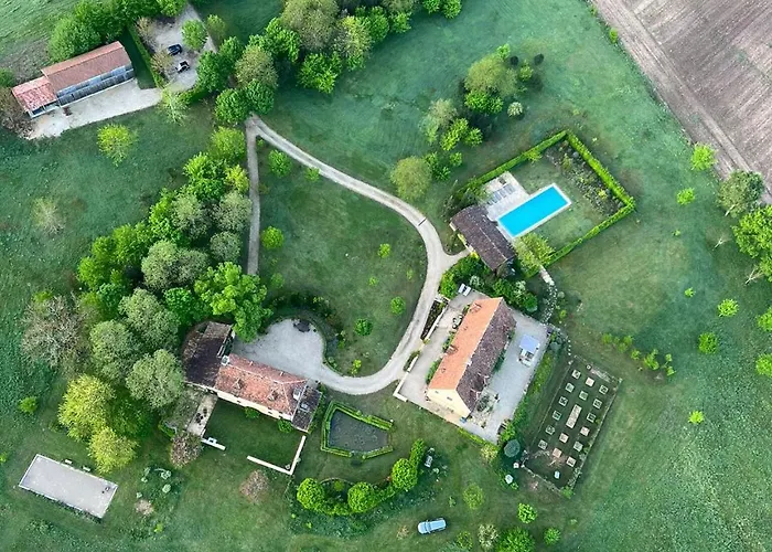 Le Bois De Selves - Maison Authentique Avec Vue Exceptionnelle Feriehus